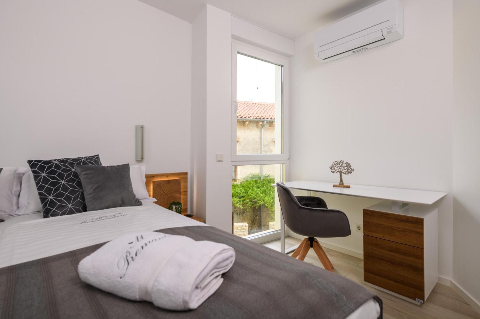 Ma Luxury - Pula Istria Apartment Premantura